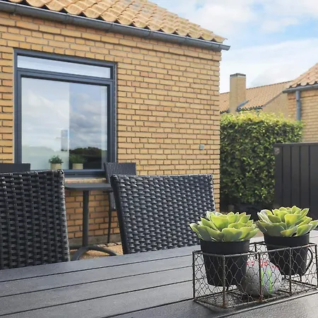 Lxviii Holiday home *